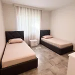 Διαμέρισμα Sea View *