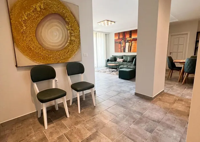 Sea View Apartament *